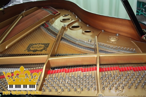 C3E-YAMAHA-PIANO-4